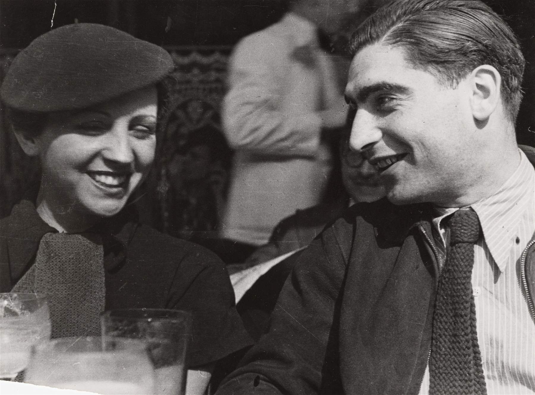 À Turin, l'exposition sur Robert Capa et Gerda Taro : photographie, amour, guerre 